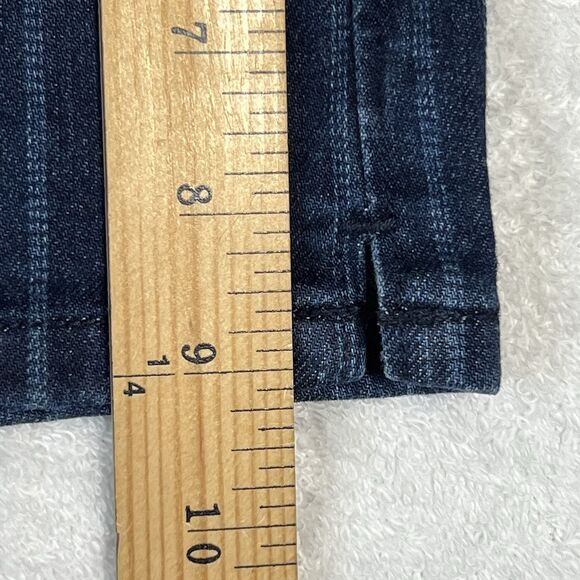 Abercrombie & Fitch Dark Blue Jean Shorts Women’s 24 Striped - Picture 10 of 17